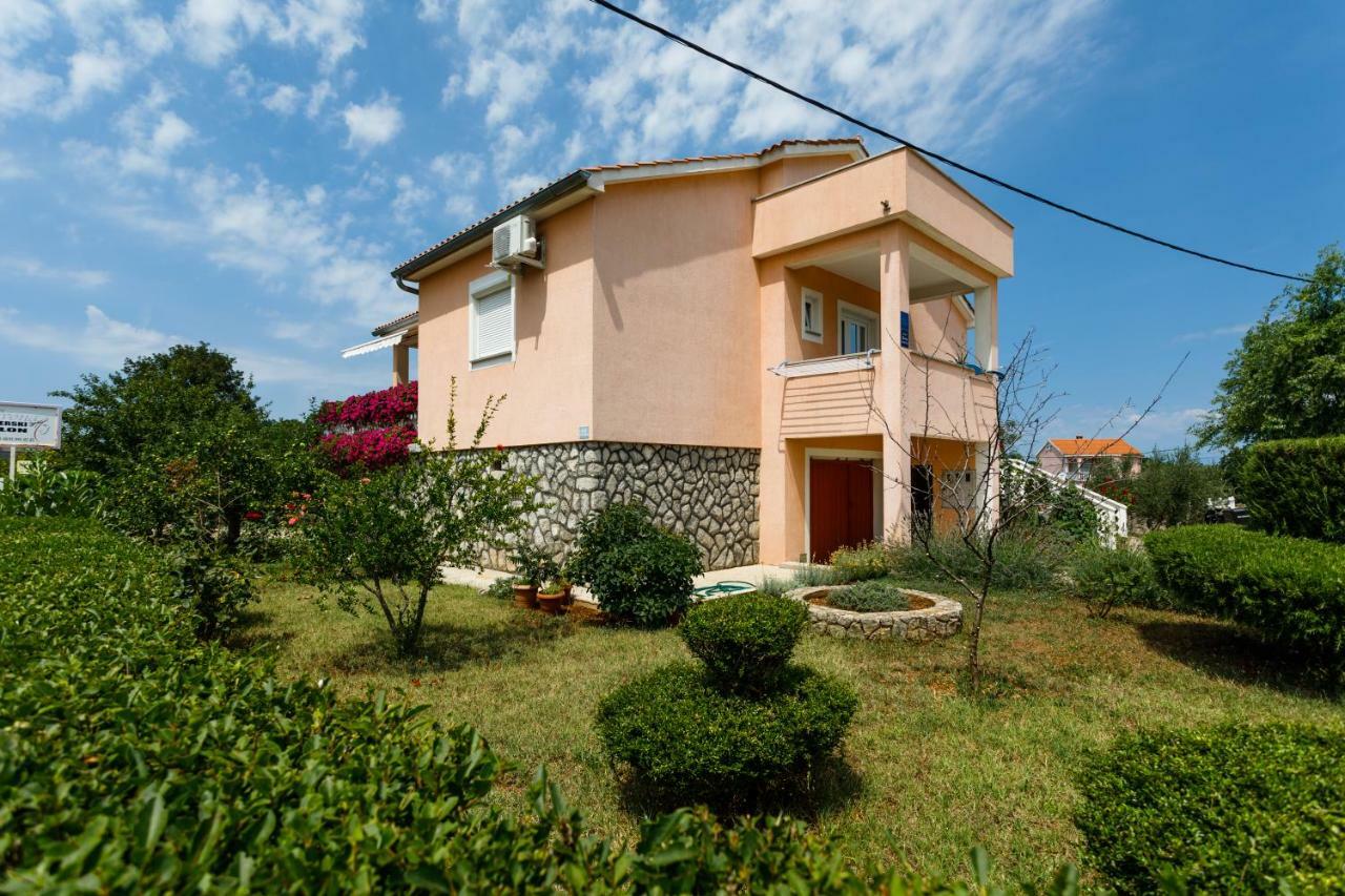 Apartman Dobrila Vrh  Bagian luar foto