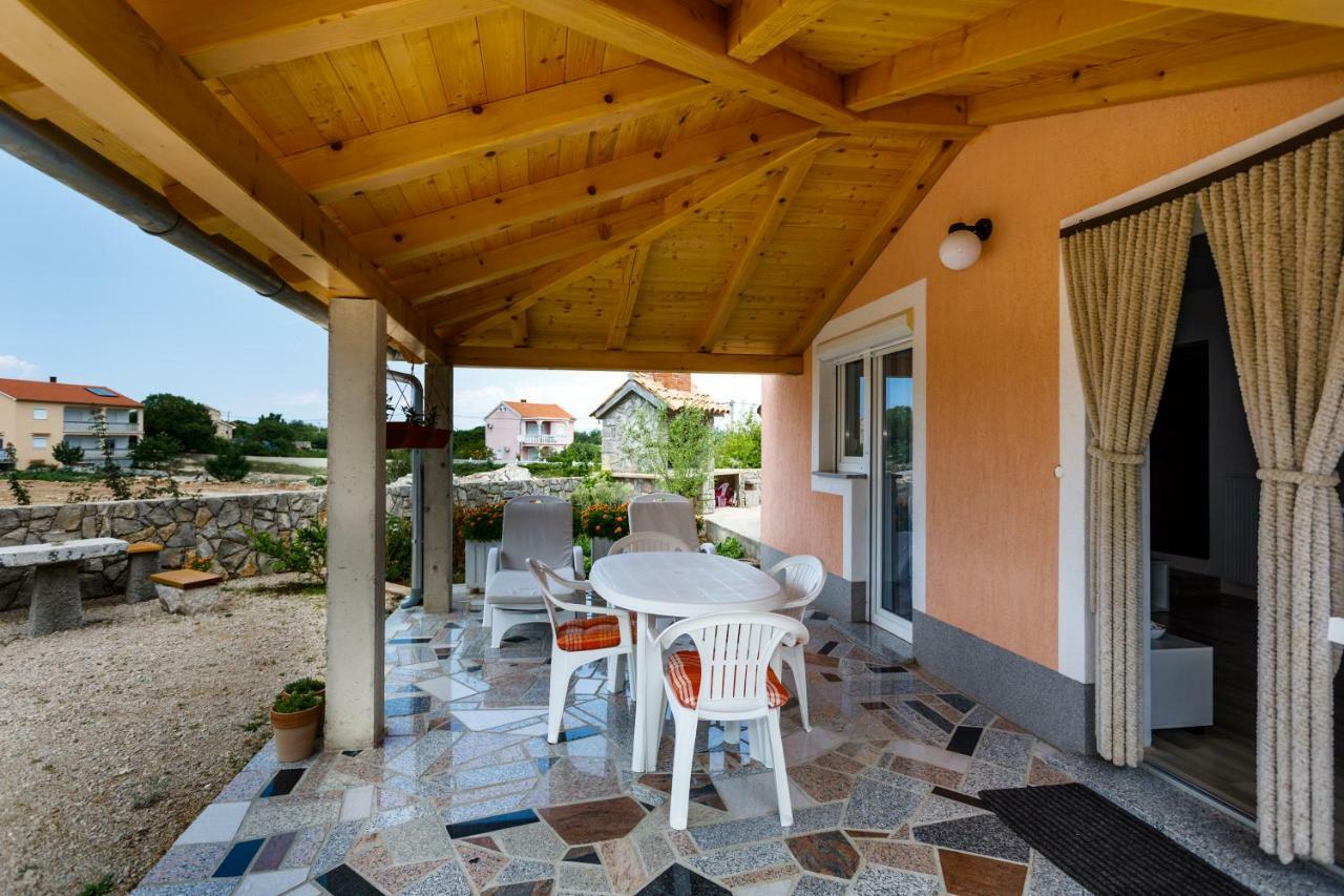 Apartman Dobrila Vrh  Bagian luar foto
